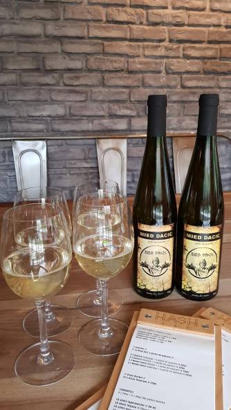 22343607_1504786542892424_333468160_o